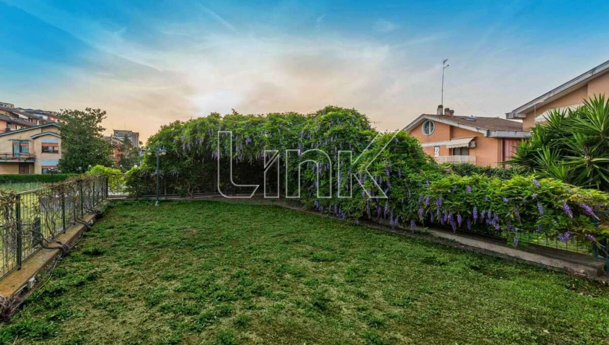 Villa in vendita via Cassia, Roma