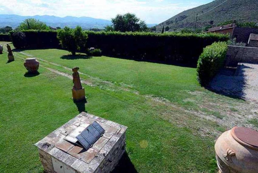 Casale in vendita Santa Maria di Reggiano, Spoleto