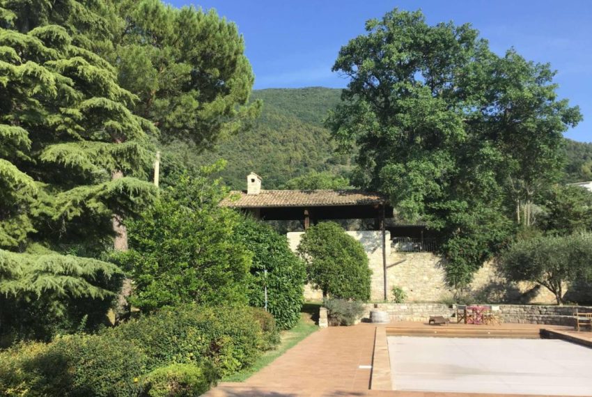 Casale in vendita Santa Maria di Reggiano, Spoleto