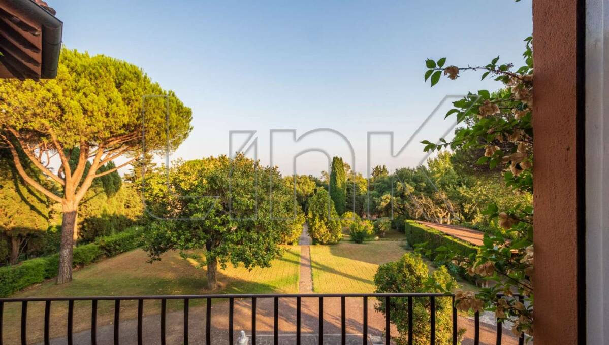 Villa in vendita via della Camilluccia, Roma