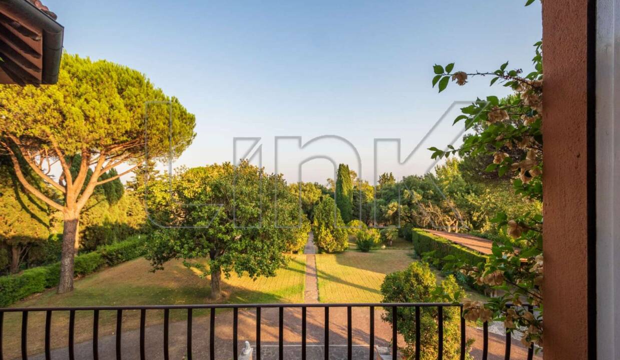 Villa in vendita via della Camilluccia, Roma