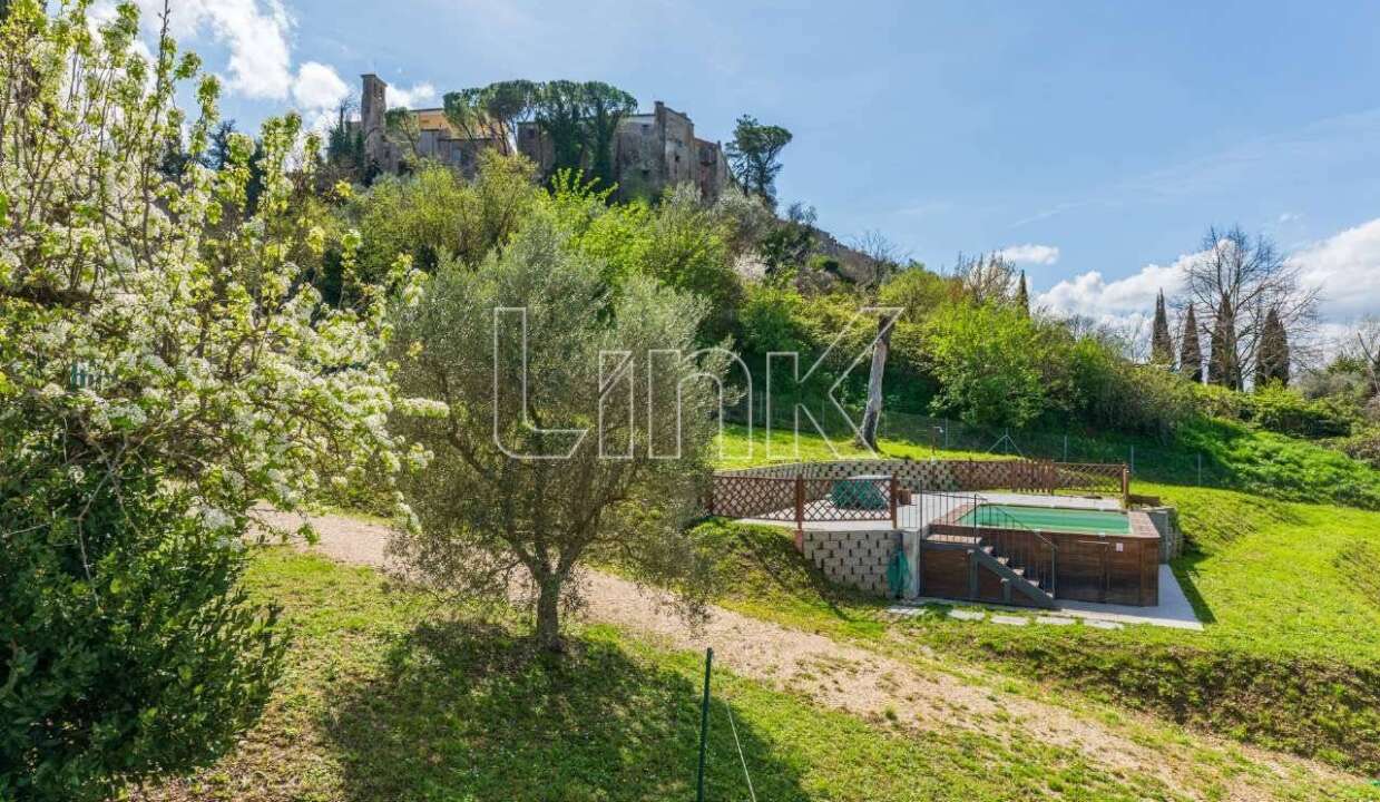 Casa indipendente in vendita via Fosso di Giove, Penna in Teverina (TR)