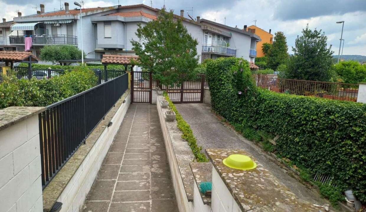 Villa a schiera in vendita  via delle Prata, Vetralla (VT)