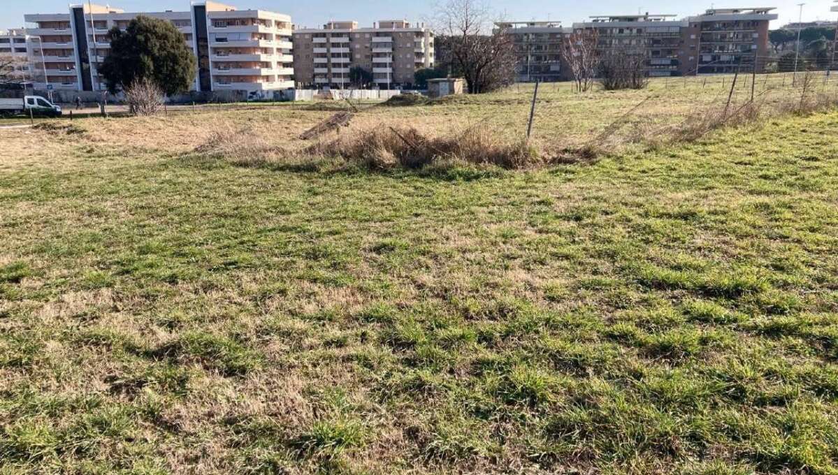 Terreno edificabile in vendita via Francesco Caltagirone, Roma