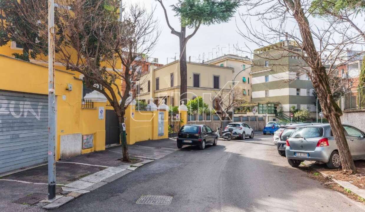 Appartamento in vendita via Innocenzo X, Roma