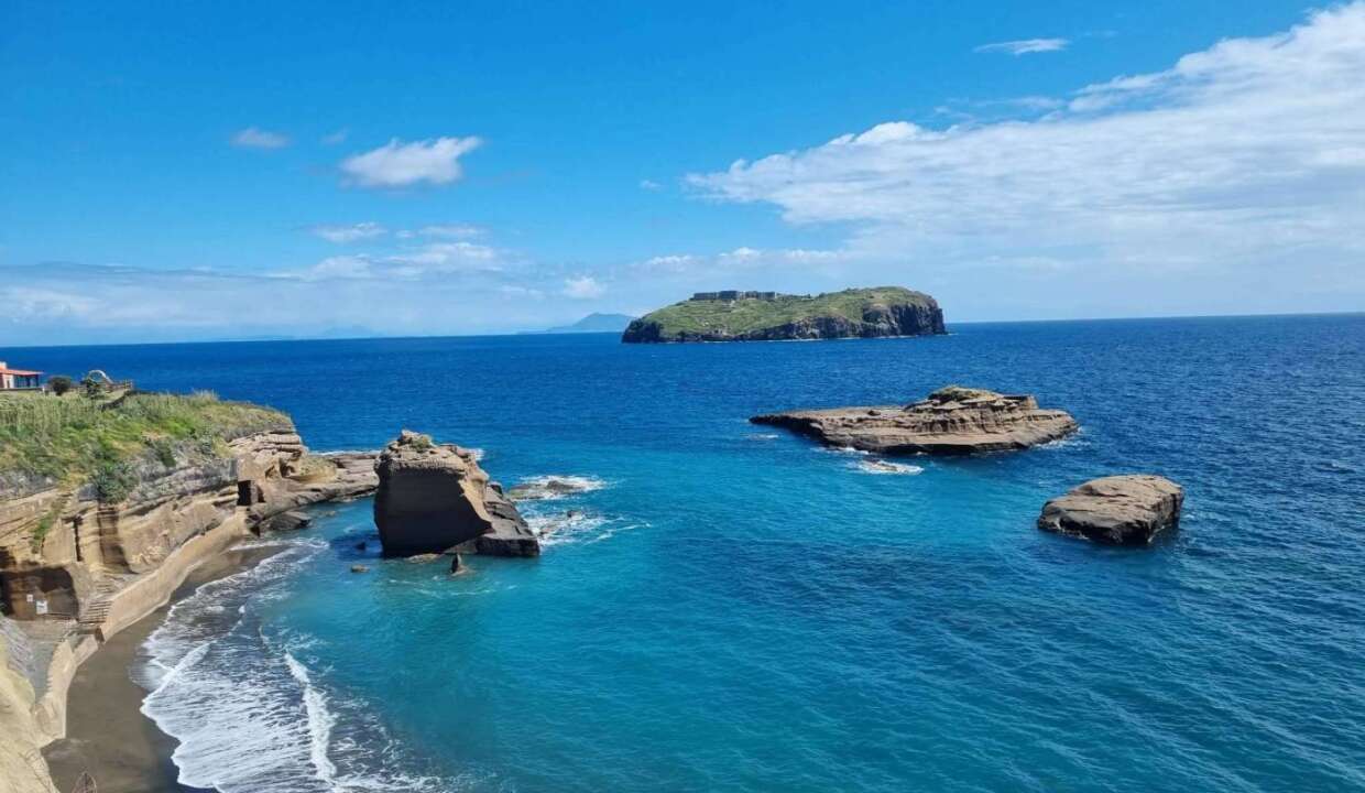 Appartamento in vendita via Calanave, Ventotene