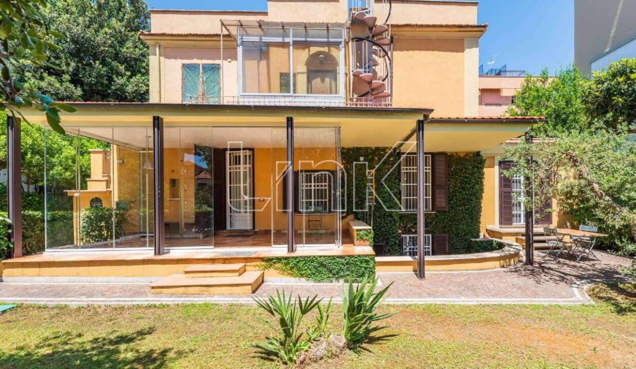 Villa in vendita via Antonio Cerasi, Roma