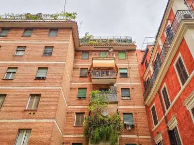 Appartamento in vendita via Leonina, Roma