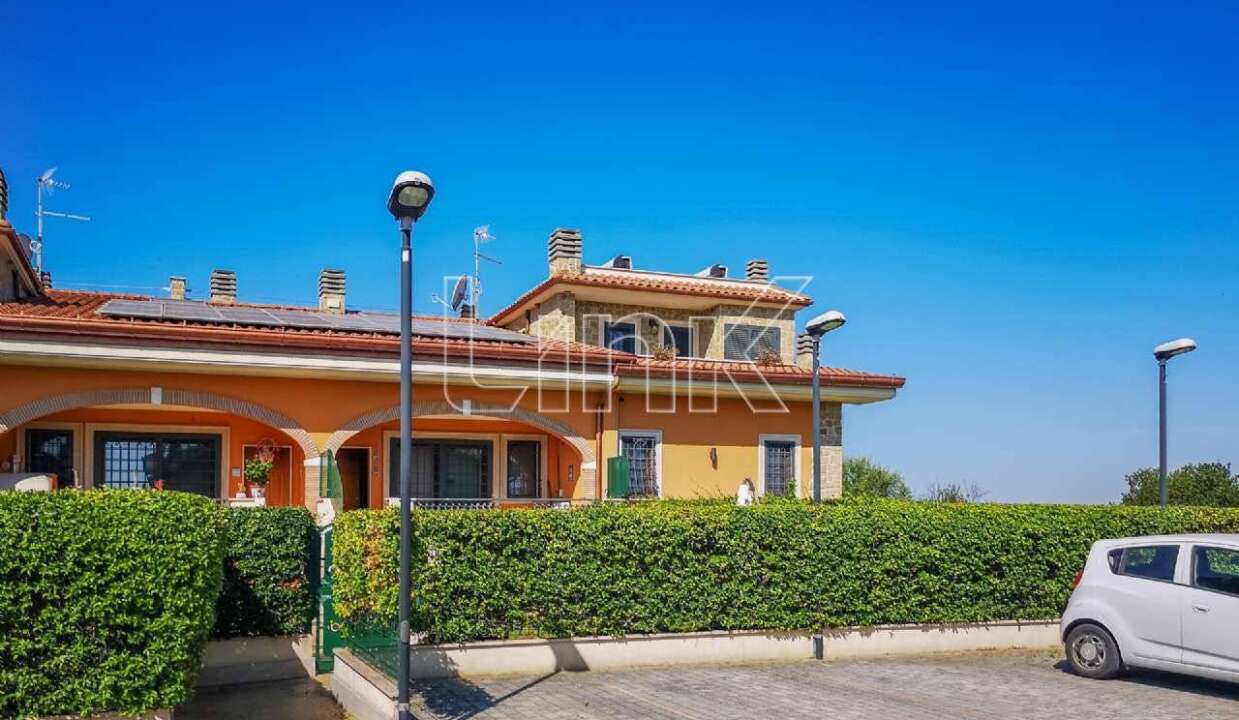 Villa in vendita via di San Matteo, Roma