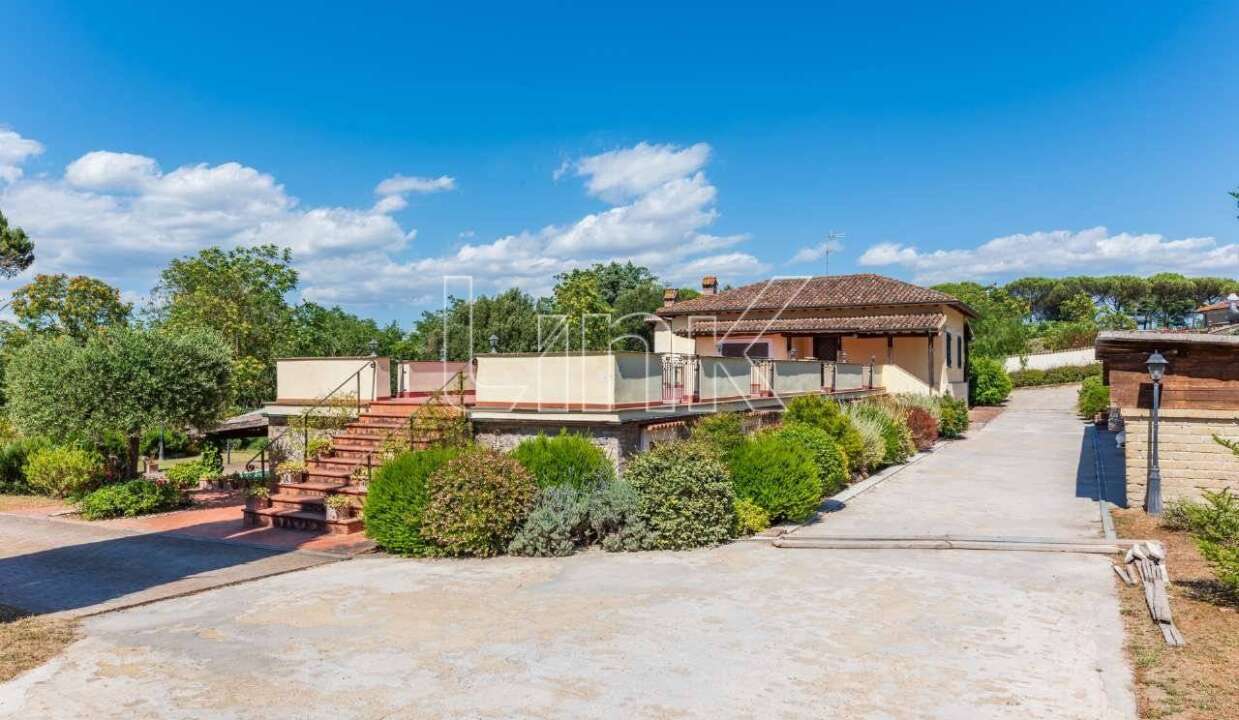 Villa indipendete in affitto via di Grottarossa, Roma