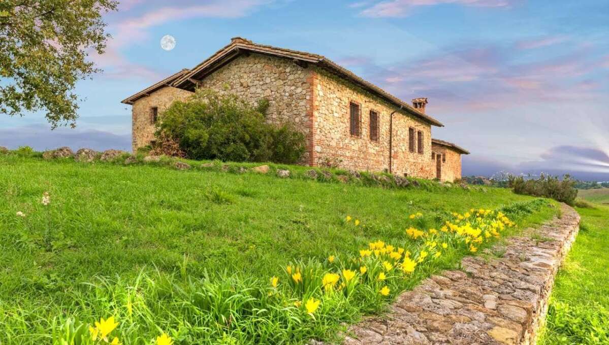 Casale in vendita in strada Radi, Provincia di Siena