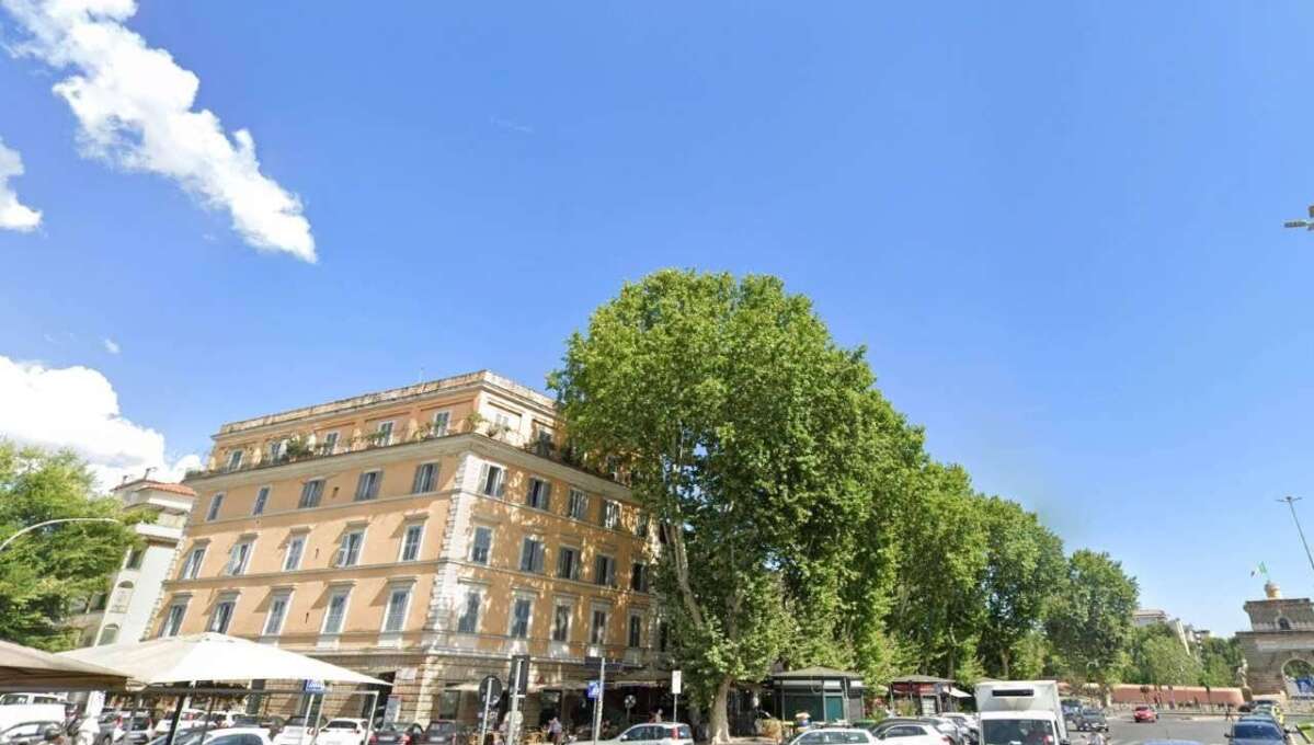 Edicola in vendita Piazzale di Ponte Milvio, Roma