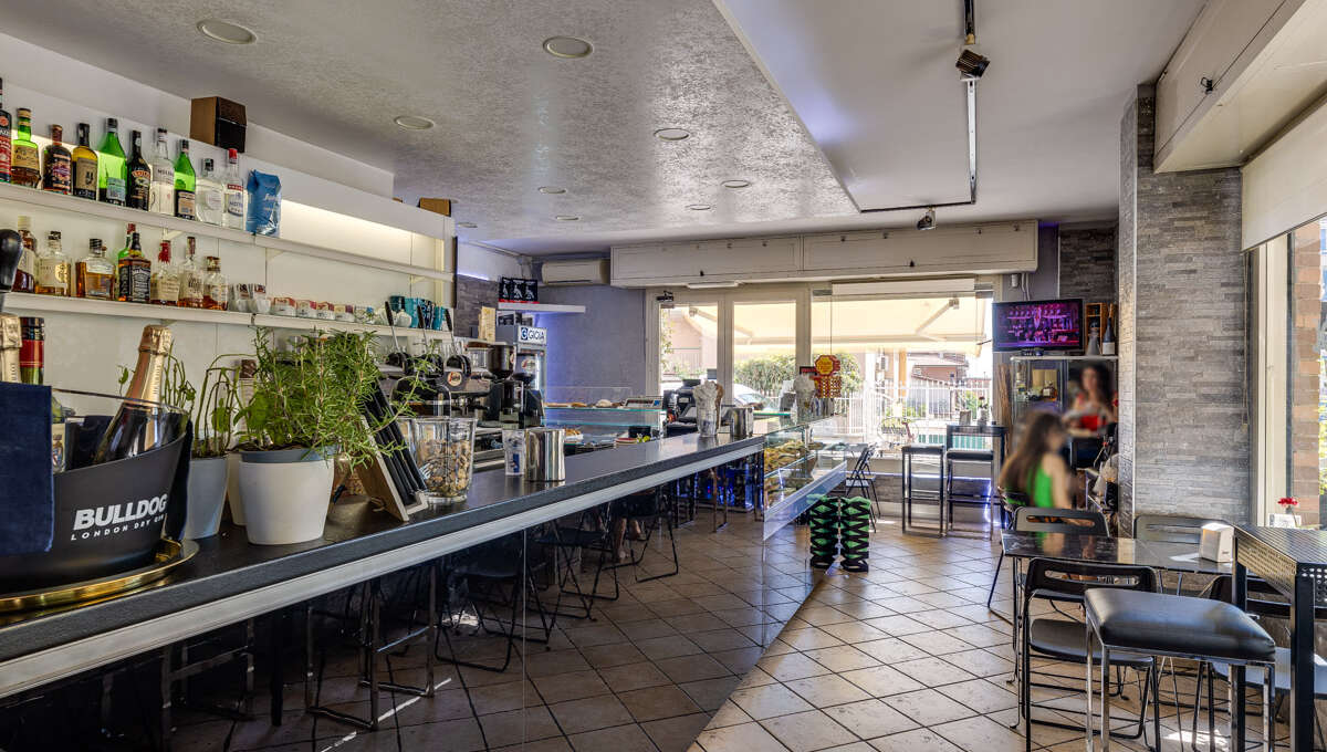 Bar in vendita via della Stazione di Ottavia, Roma