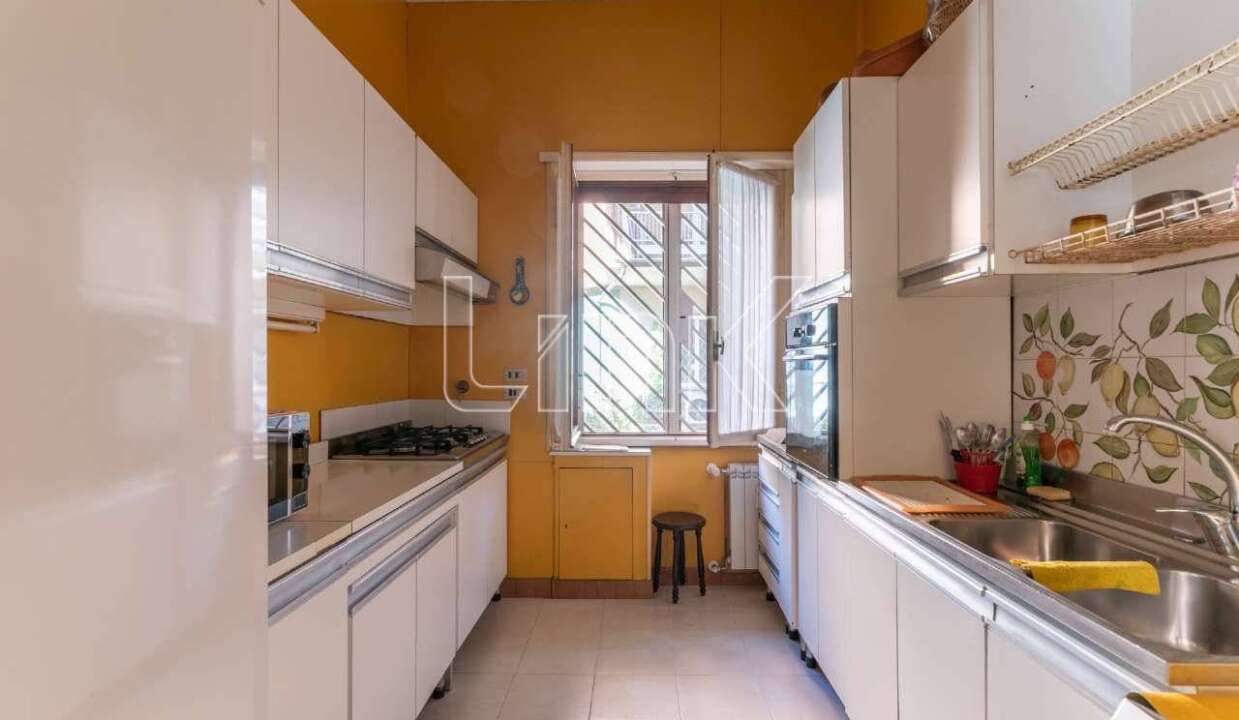 Appartamento in vendita in via dei Monti Parioli, Roma