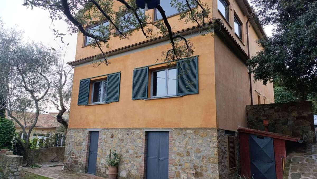 Casa indipendente in vendita via Giuseppe Garibaldi, Magliano in Toscana