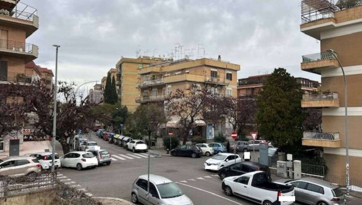 Appartamento in vendita via Ernesto Mauri, Roma