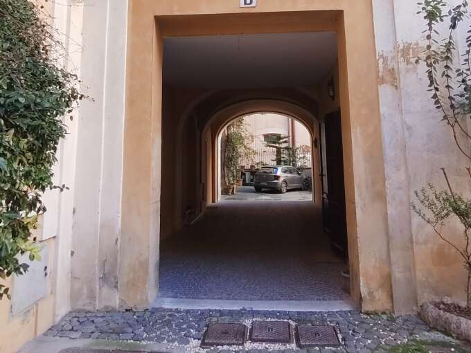 Posto auto in affitto Piazza Pigna, Roma