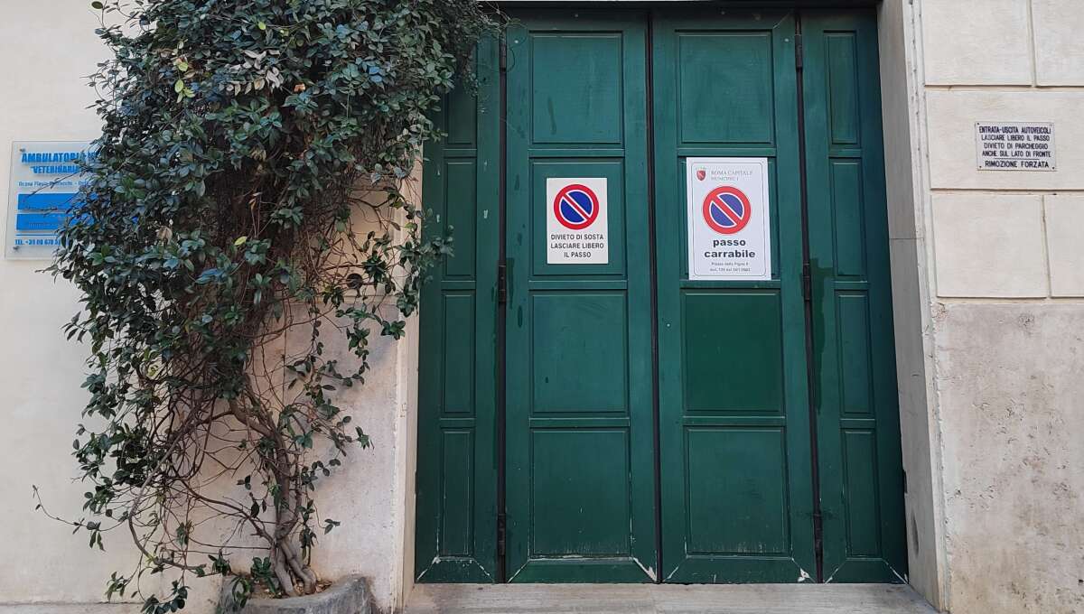 Posto auto in affitto Piazza Pigna, Roma