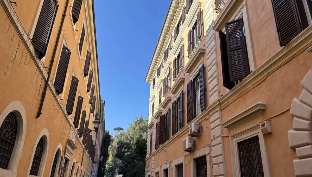 Apppartamento in affitto via dei Riari, Roma