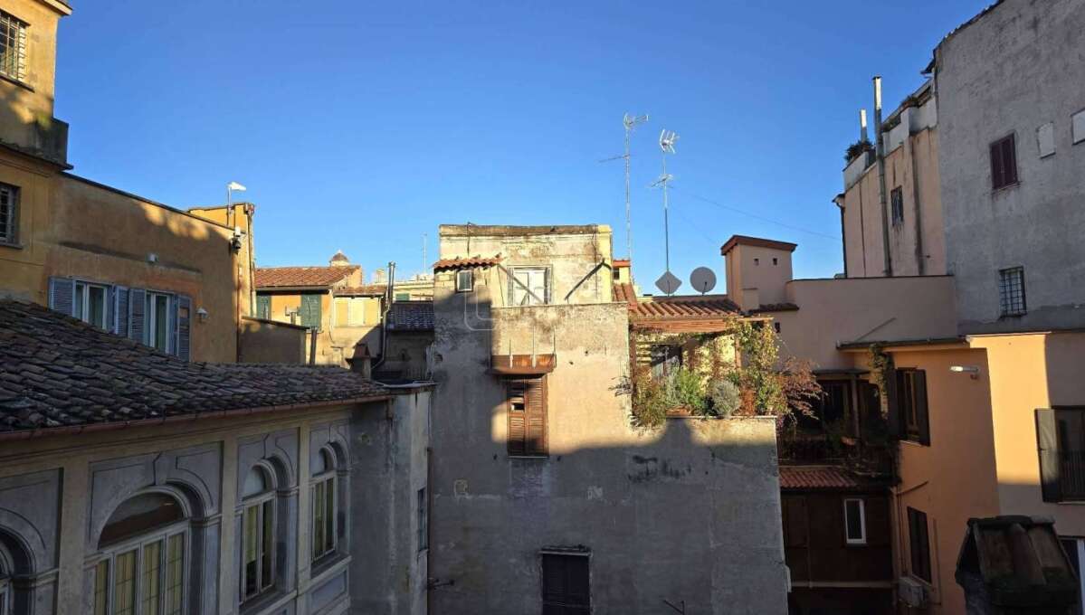 Appartamento in affitto in piazza di San Luigi de’ Francesi, Roma