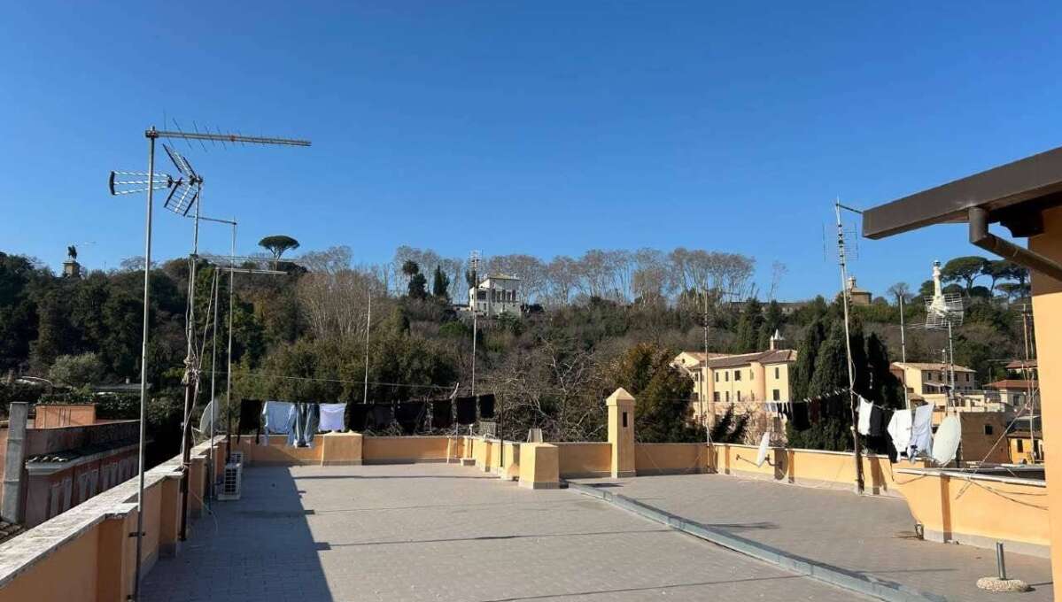 Apppartamento in affitto via dei Riari, Roma