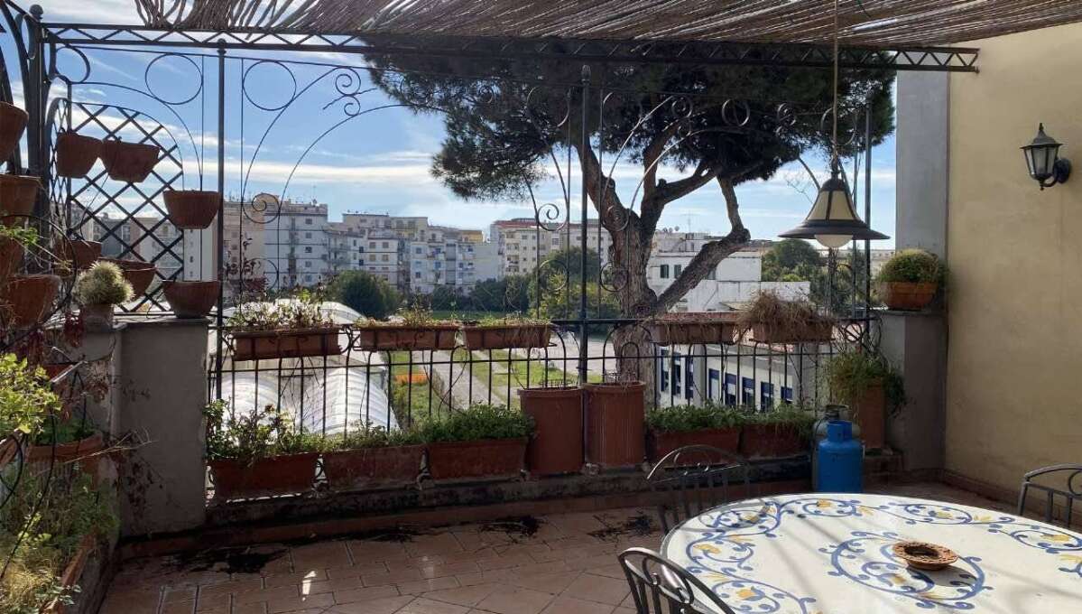 Villa unifamiliare in vendita via Batelli, Portici (NA)