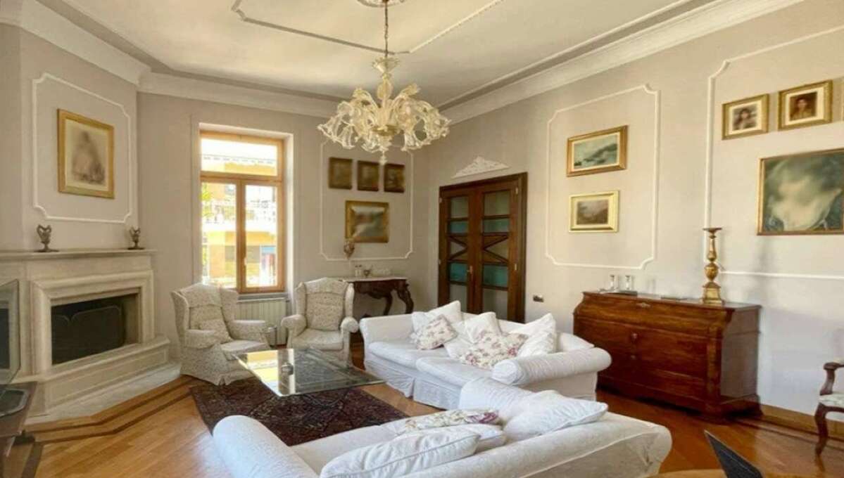 Villa unifamiliare in vendita via Batelli, Portici (NA)