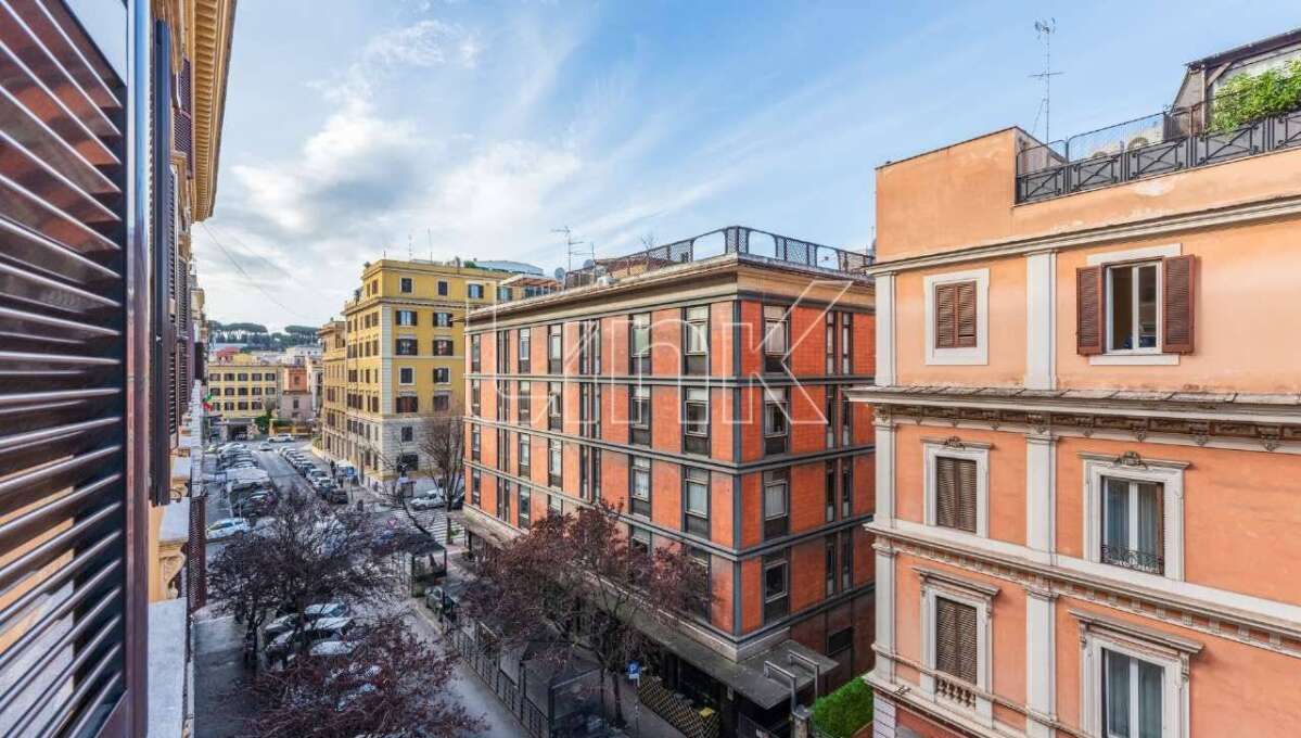 Appartamento in vendita in via Varrone, Roma